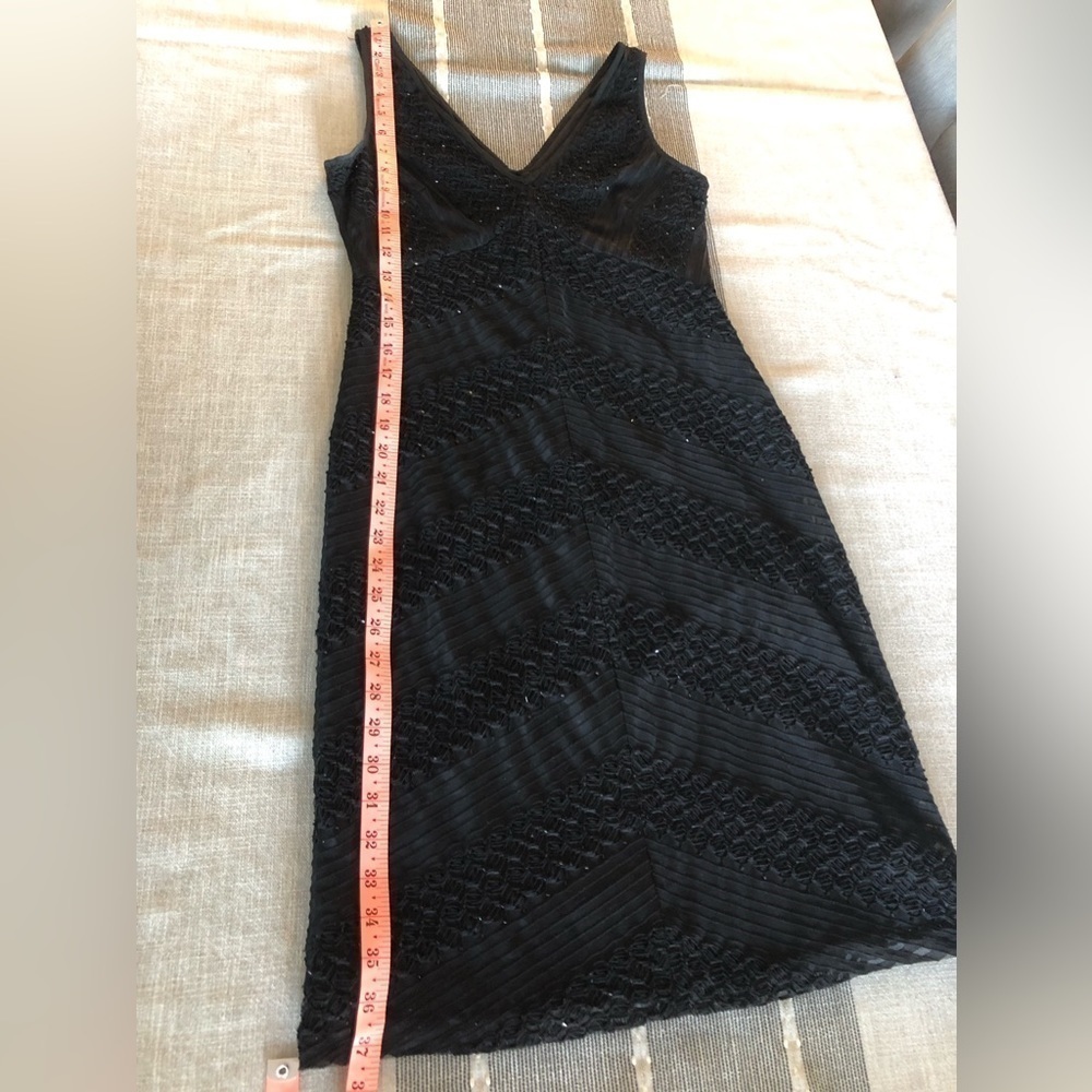 ADRIANNA PAPELL EVENING WOMEN'S BLACK SLEEVELESS V-NECK BEADED SHEATH LBD 4P - Picture 8 of 10